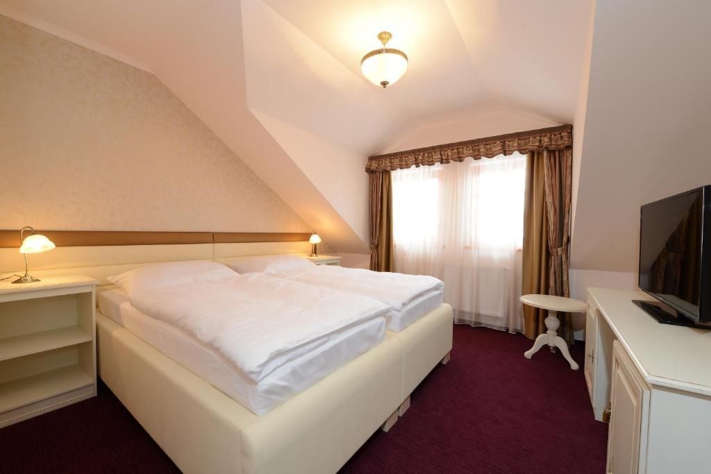 Hotel Gold Chotoviny Room photo